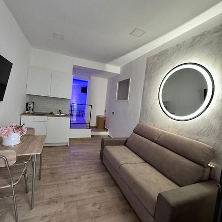 Anita S Home Napoli Bagian luar foto
