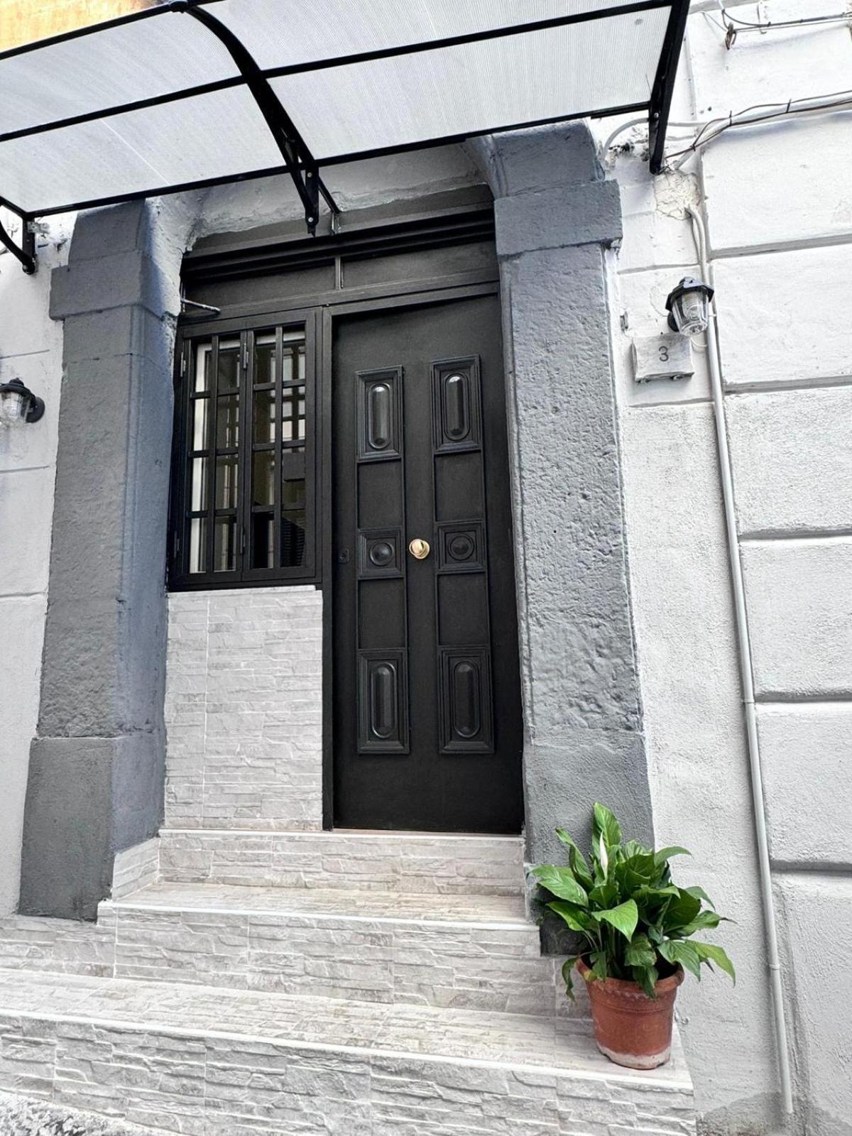 Anita S Home Napoli Bagian luar foto